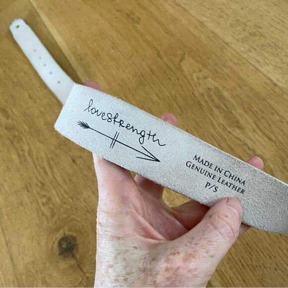 Love Strength Gray Leather Belt with Silver Buckle - Picture 4 of 5